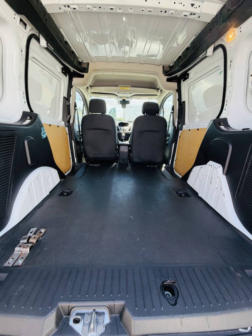 Used 2016 Ford Transit Connect XLT FWD image 15