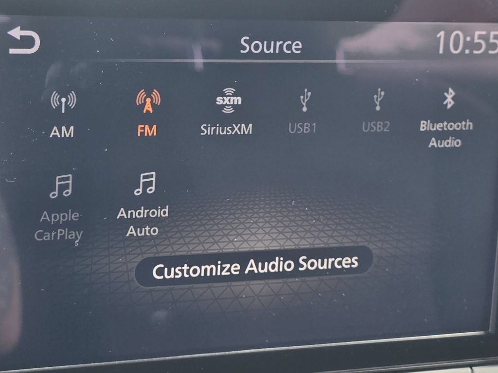 Used 2024 Nissan Rogue SV AWD/4WD image 3