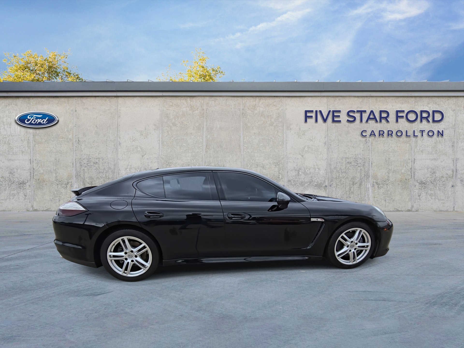 Used 2012 Porsche Panamera 4 image 9