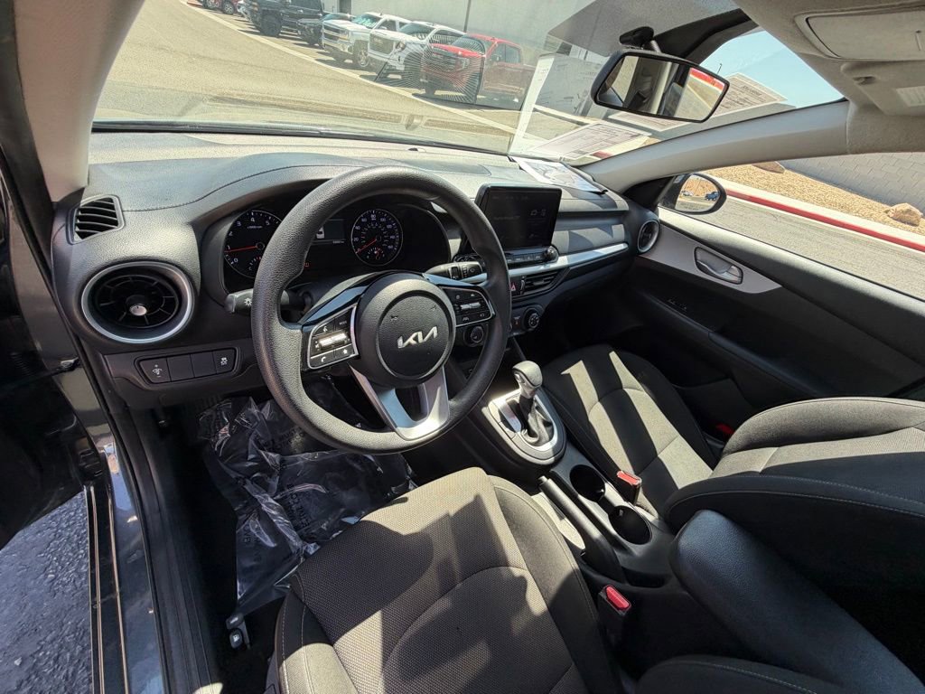 Used 2024 Kia Forte LXS FWD image 12