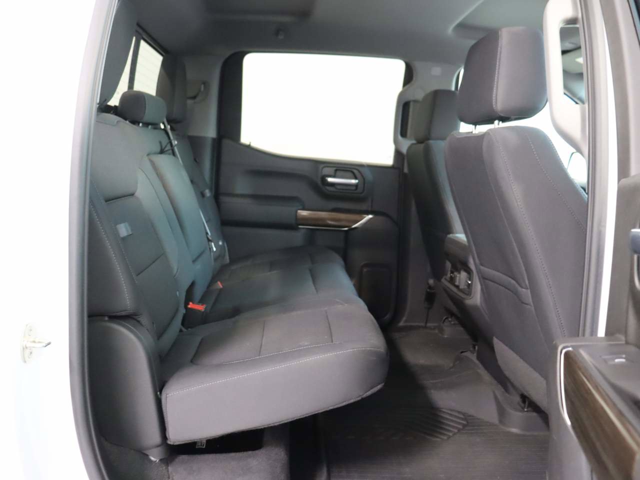 Certified 2021 Chevrolet Silverado 1500 LT Trail Boss w/ Convenience Package II AWD/4WD image 11