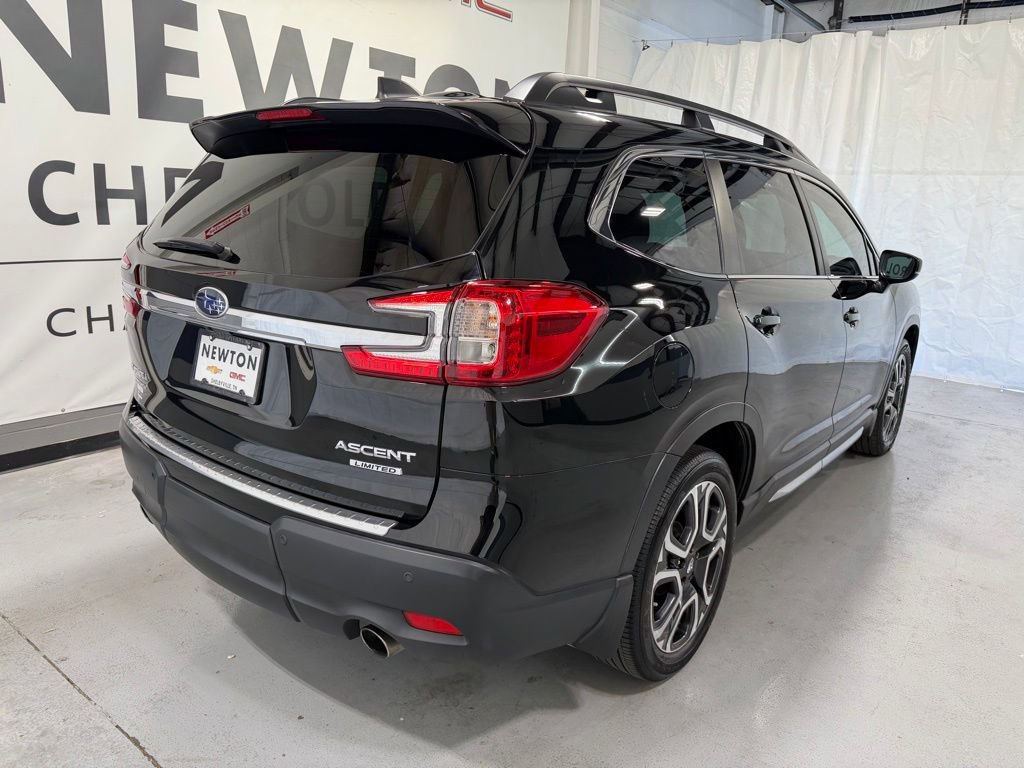 Used 2024 Subaru Ascent Limited AWD/4WD image 32