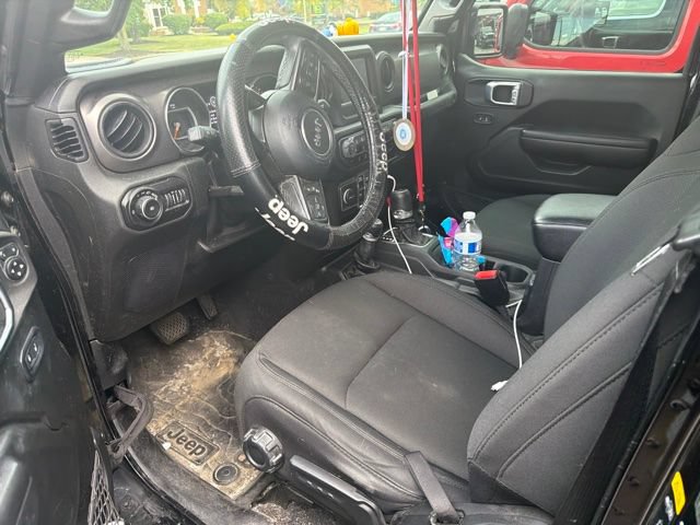 Used 2021 Jeep Wrangler Unlimited Sport AWD/4WD image 2