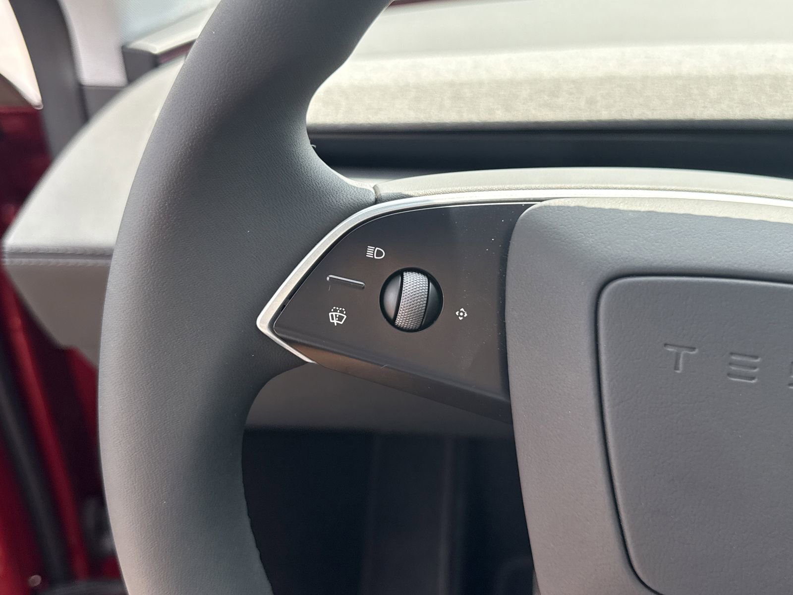 Used 2026 Tesla Model Y AWD image 32