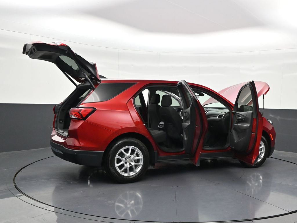 Used 2024 Chevrolet Equinox LT FWD image 33