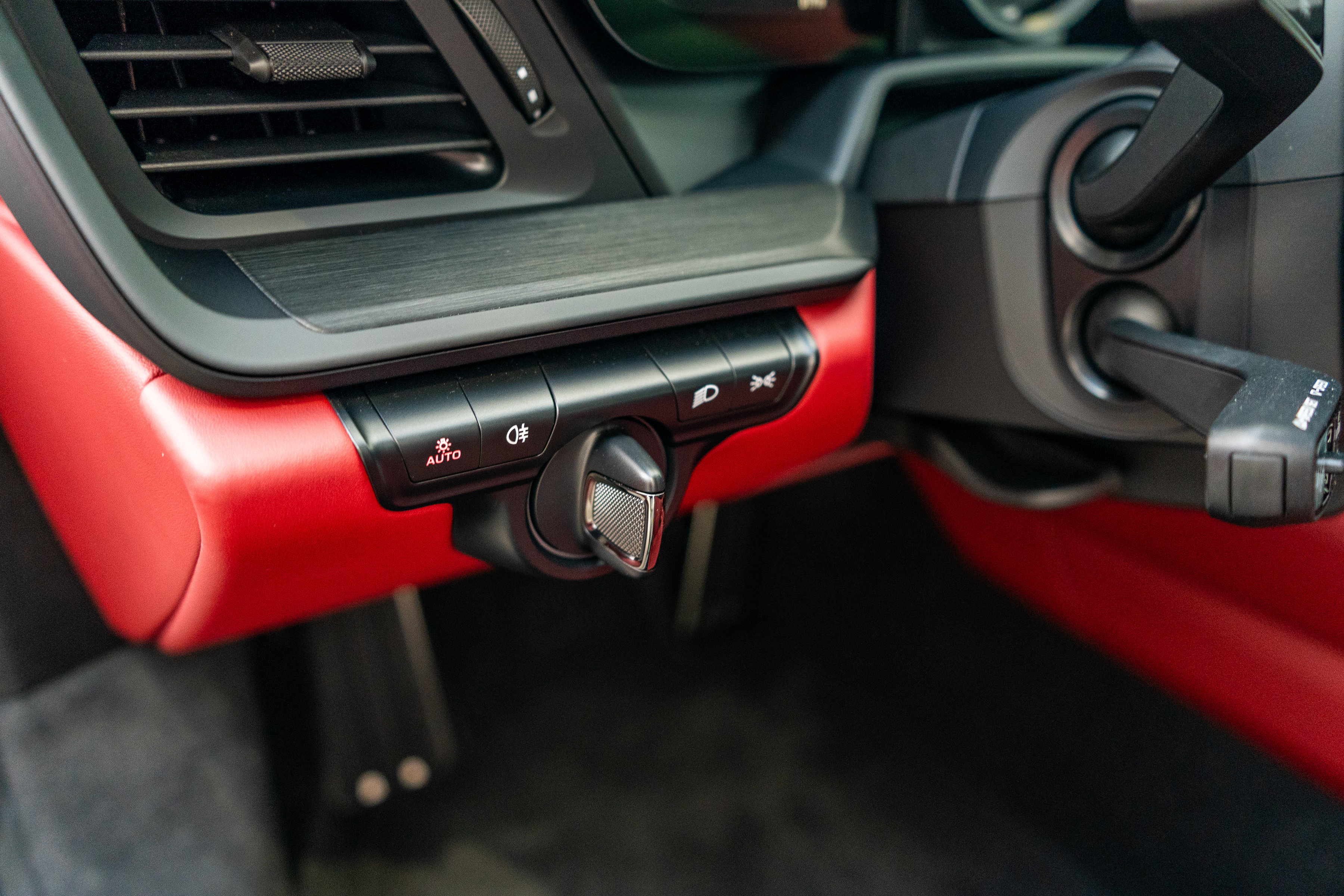 Used 2024 Porsche 911 Carrera 4 GTS image 14