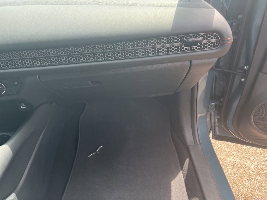 Used 2024 Honda HR-V Sport image 28
