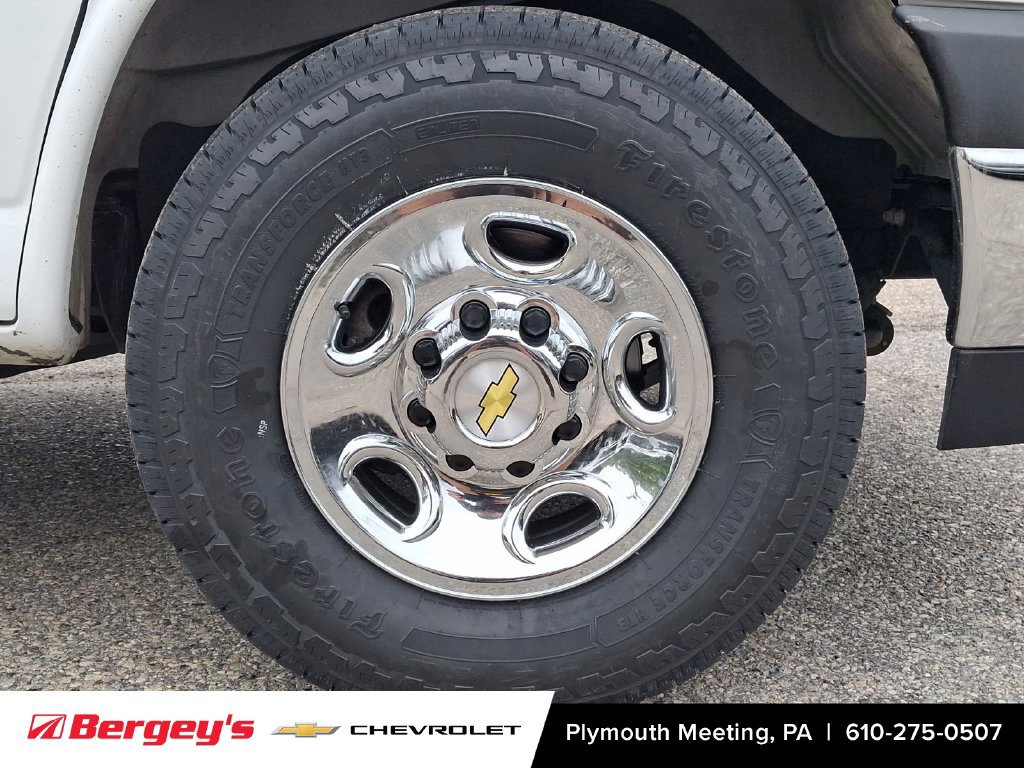 Certified 2025 Chevrolet Express 3500 LT w/ LT Preferred Equipment Group RWD image 10