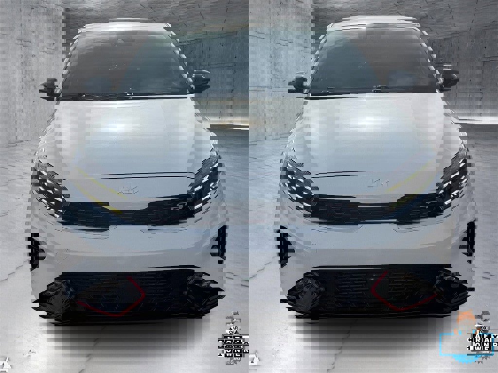 Used 2023 Kia Forte GT w/ GT2 Package image 5