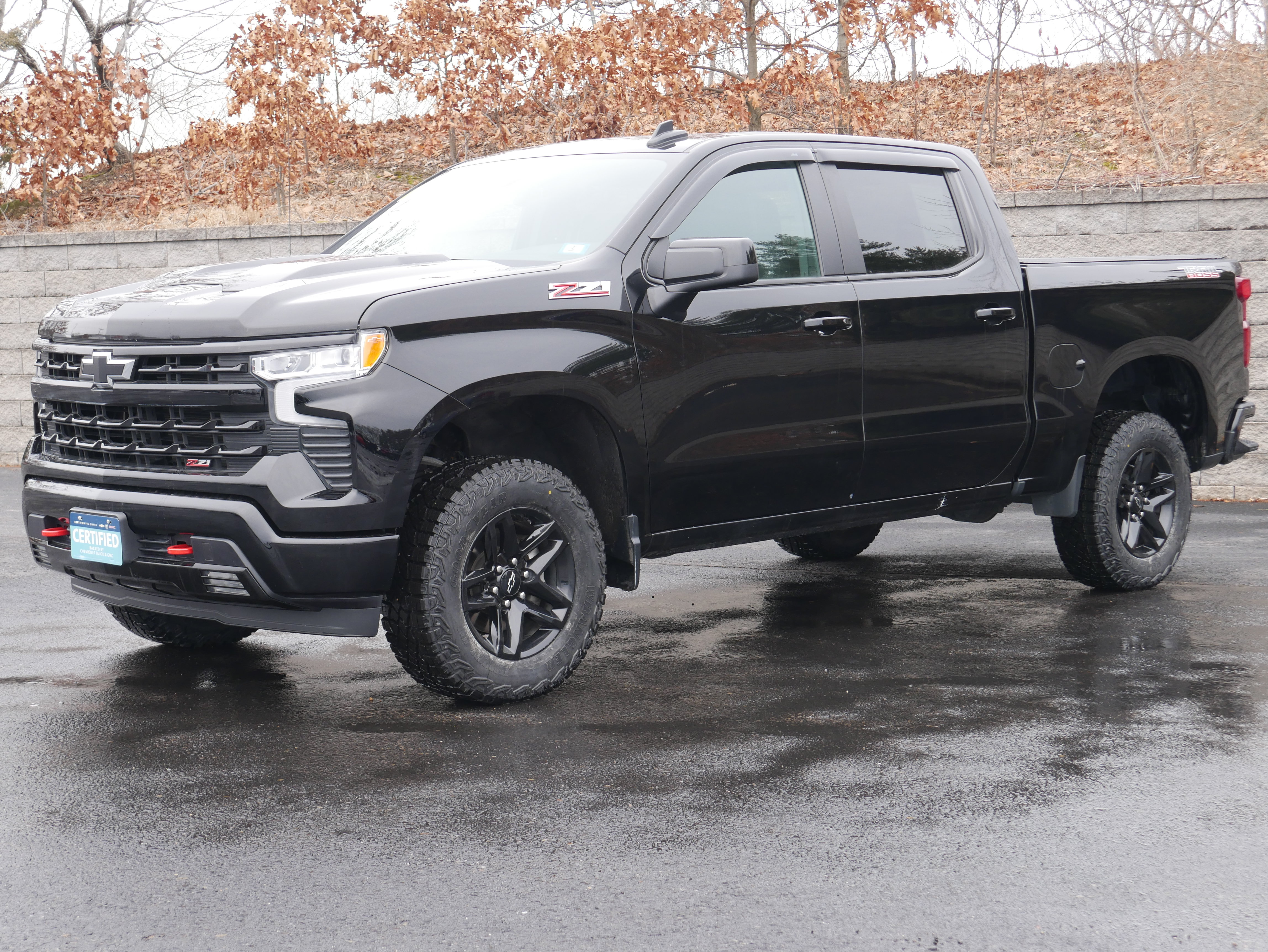 Certified 2024 Chevrolet Silverado 1500 LT Trail Boss AWD/4WD image 1