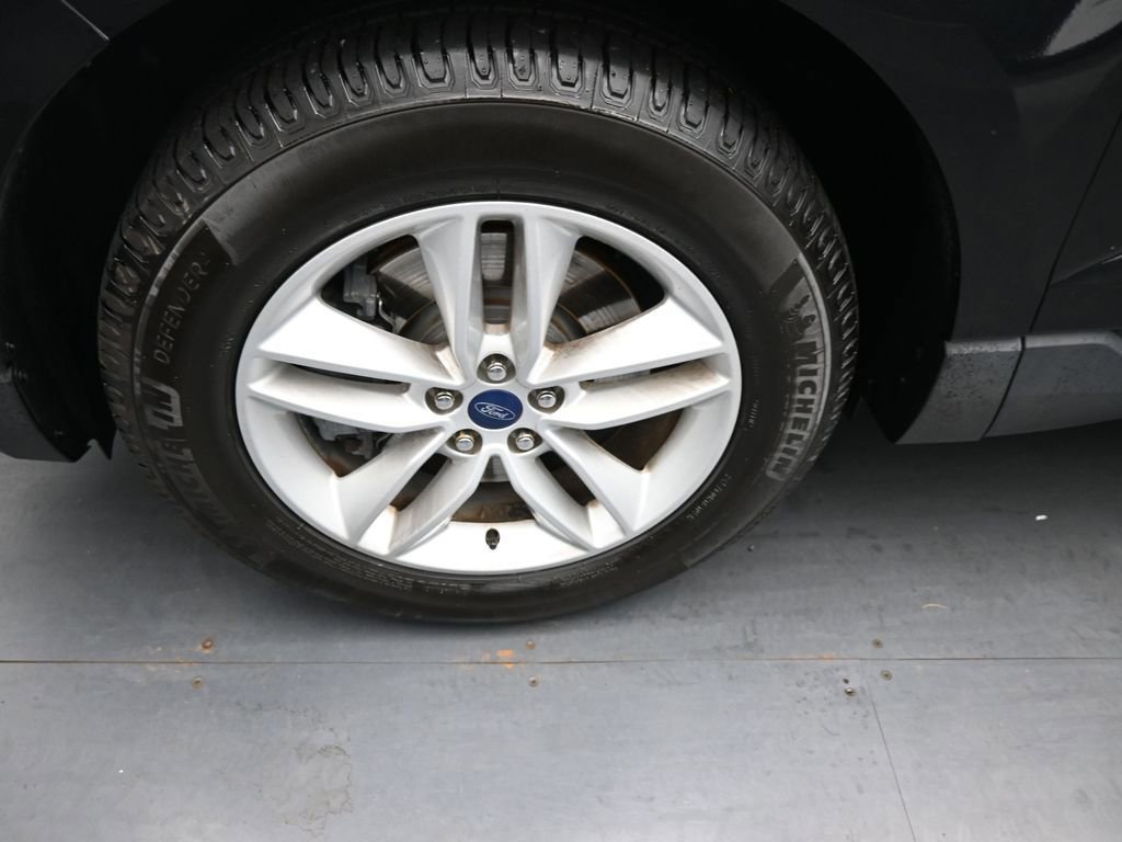 Used 2015 Ford Edge SEL w/ Equipment Group 201A image 14