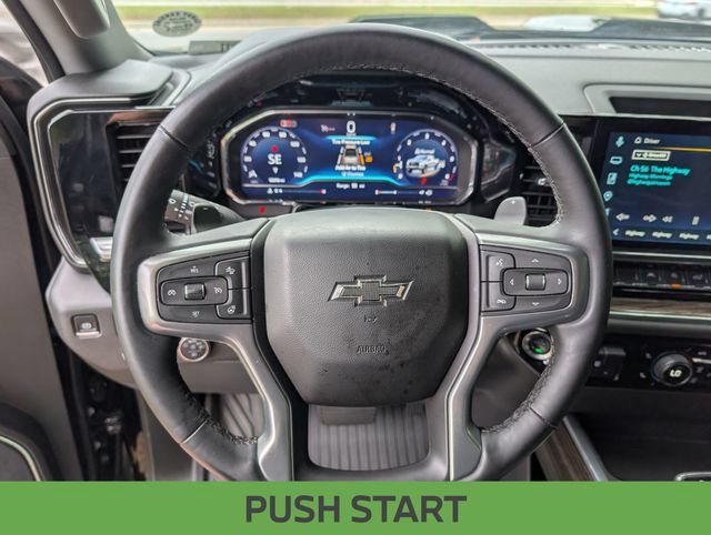 Used 2025 Chevrolet Silverado 1500 LT Trail Boss w/ LPO, Dark Essentials Package AWD/4WD image 14