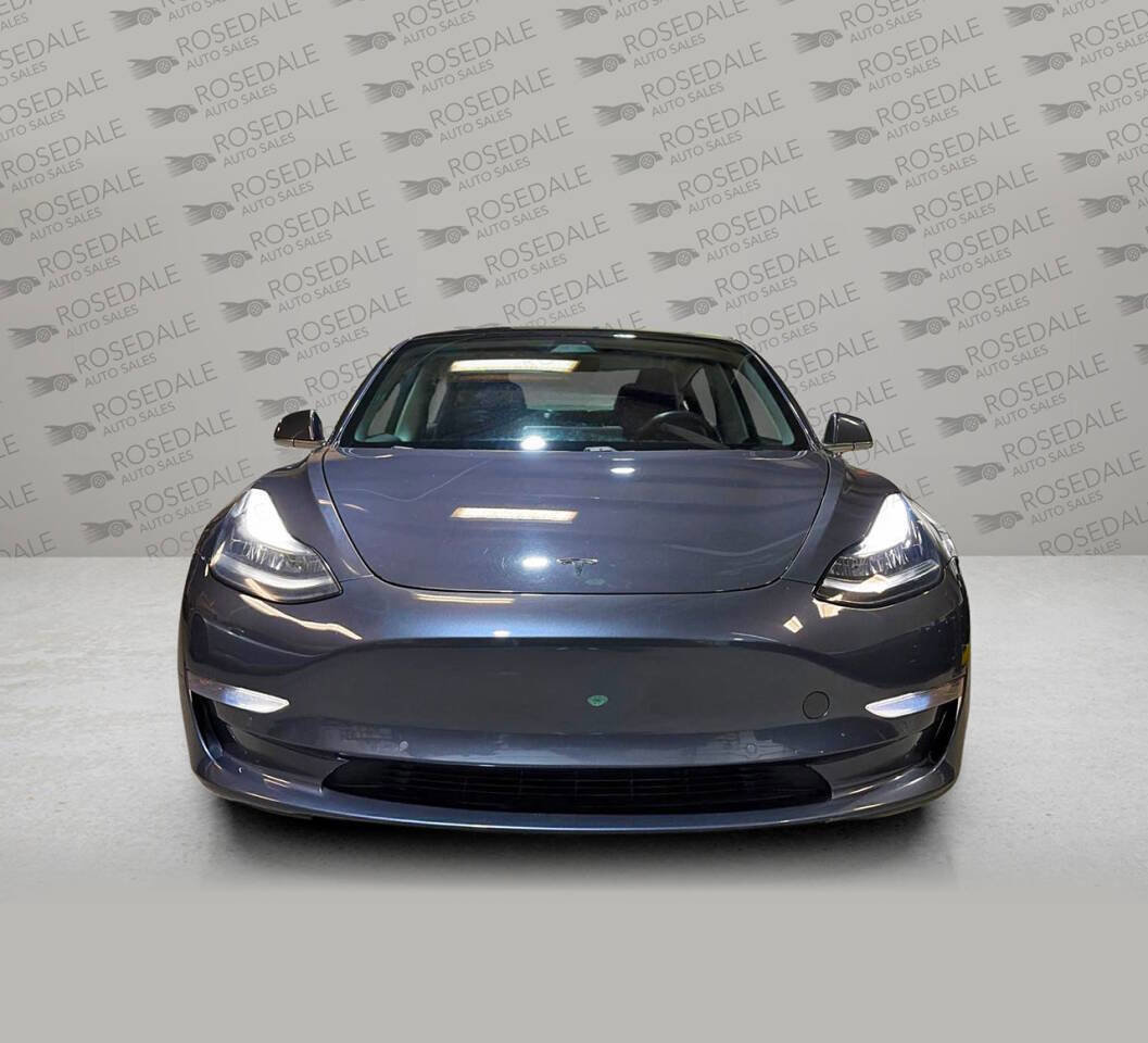 Used 2018 Tesla Model 3 Long Range image 3