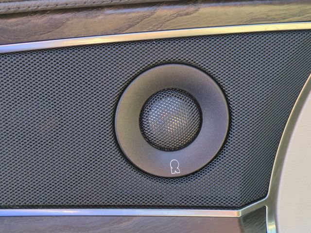 Used 2020 Lincoln Nautilus Reserve w/ Equipment Group 201A FWD image 14