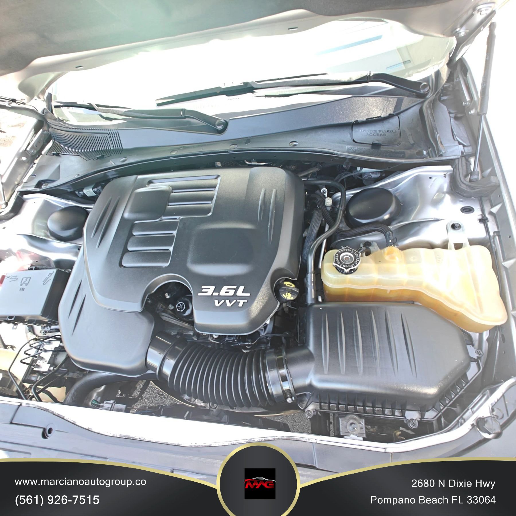 Used 2018 Chrysler 300 Limited RWD image 34