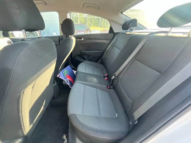 Used 2021 Hyundai Accent SE FWD image 30