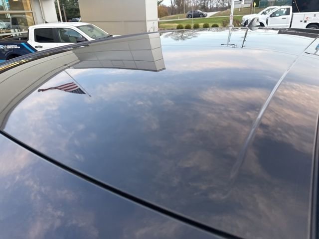 Used 2017 Ford Edge SEL w/ Equipment Group 201A image 9