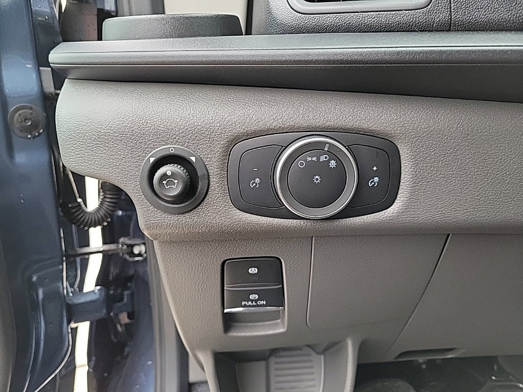 Used 2025 Ford Transit 150 Low Roof AWD image 27