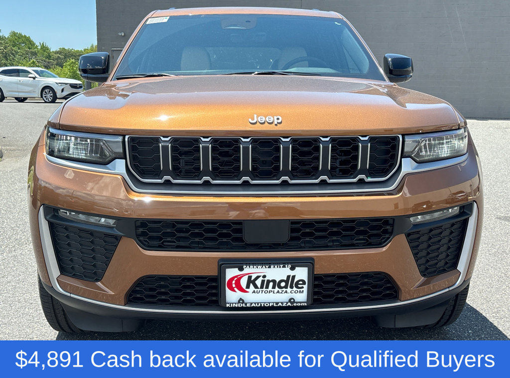 New 2026 Jeep Grand Cherokee Limited AWD/4WD image 2