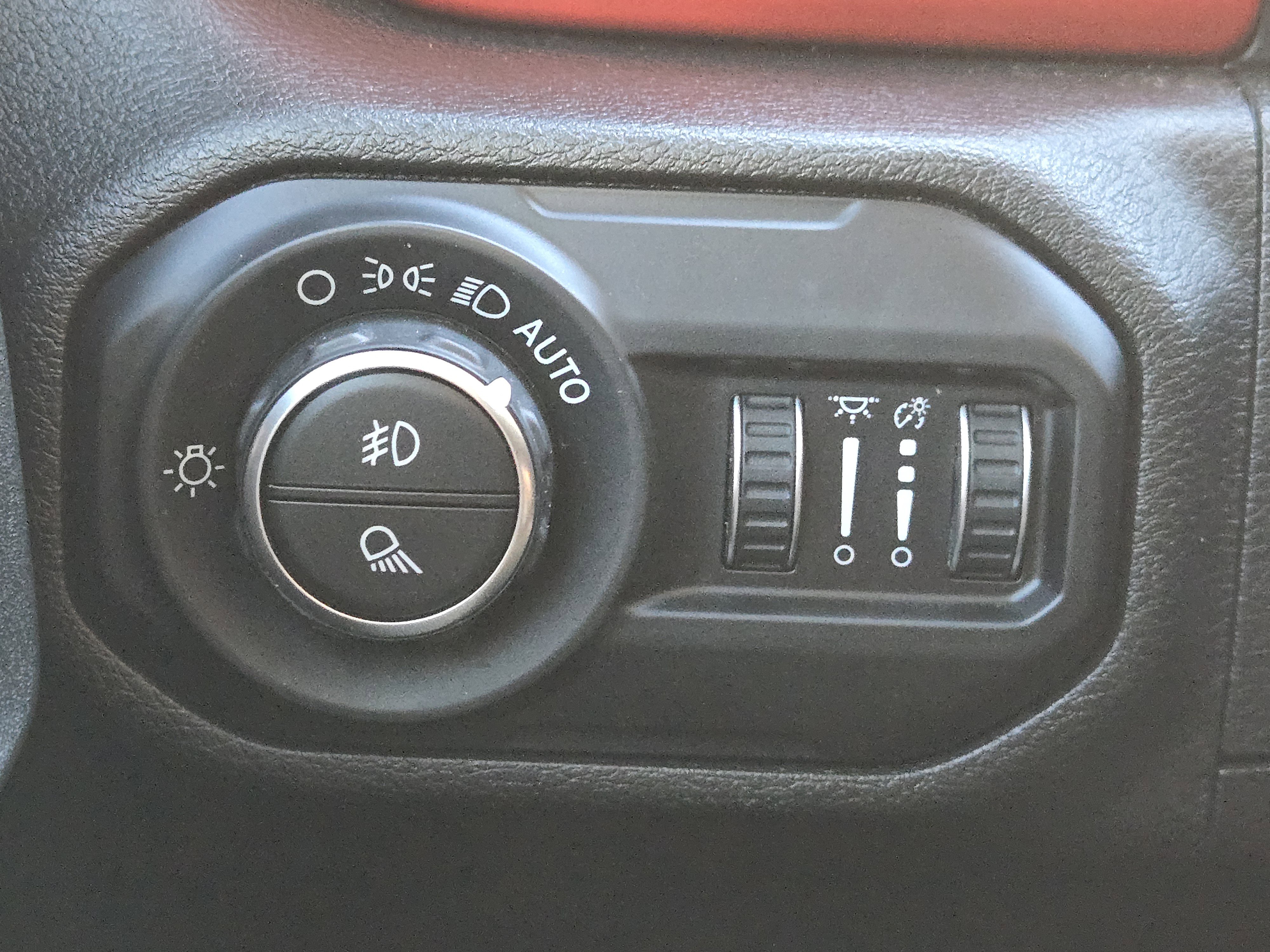 Used 2020 Jeep Gladiator Rubicon w/ Cold Weather Group image 24