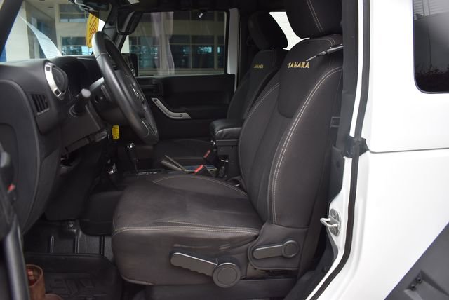 Used 2013 Jeep Wrangler Sahara AWD/4WD image 18