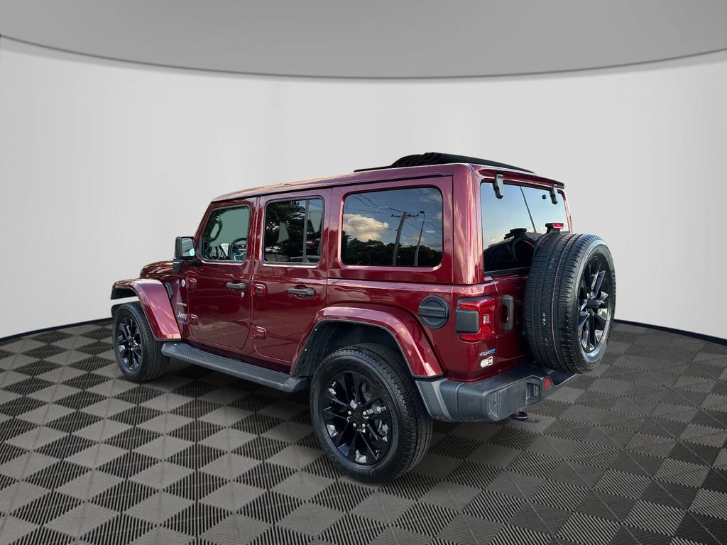 Used 2021 Jeep Wrangler Unlimited Sahara w/ Cold Weather Group AWD/4WD image 6