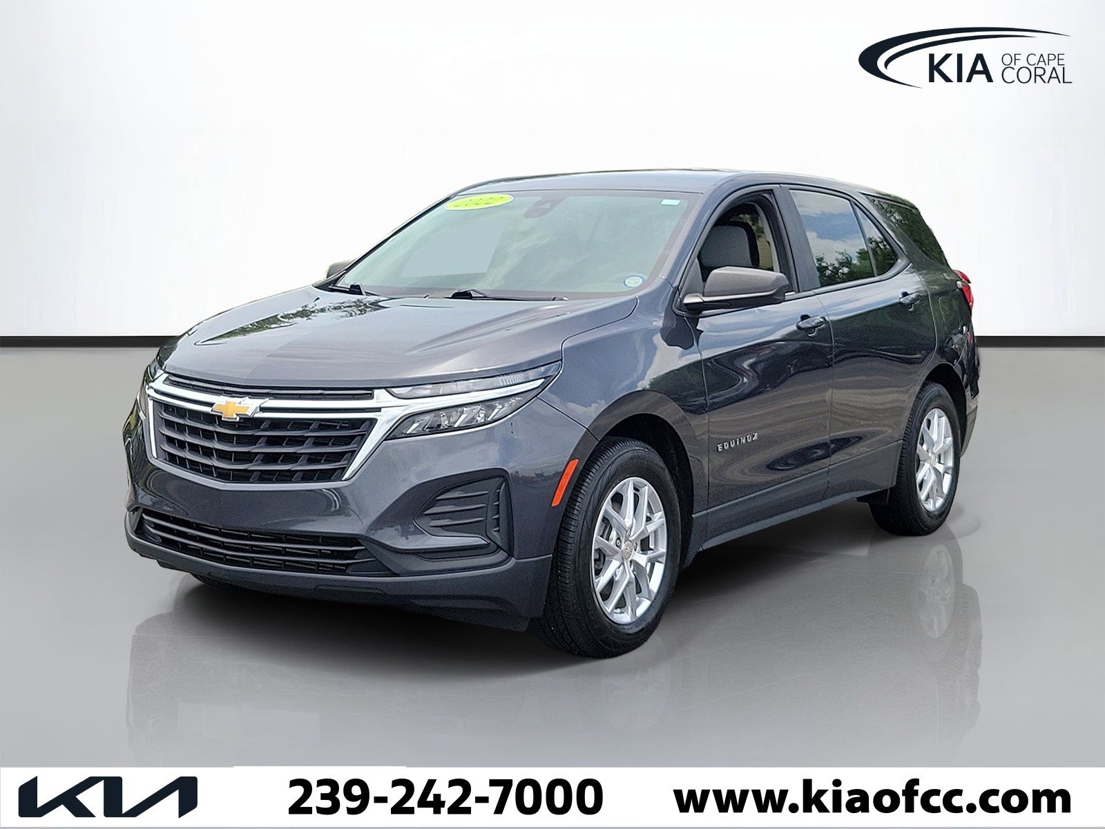 Used 2022 Chevrolet Equinox LS FWD image 3