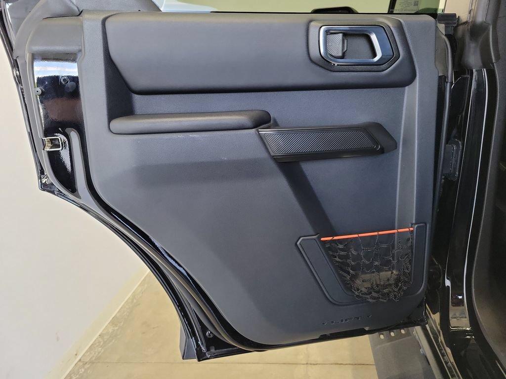 Used 2023 Ford Bronco Raptor AWD/4WD image 14