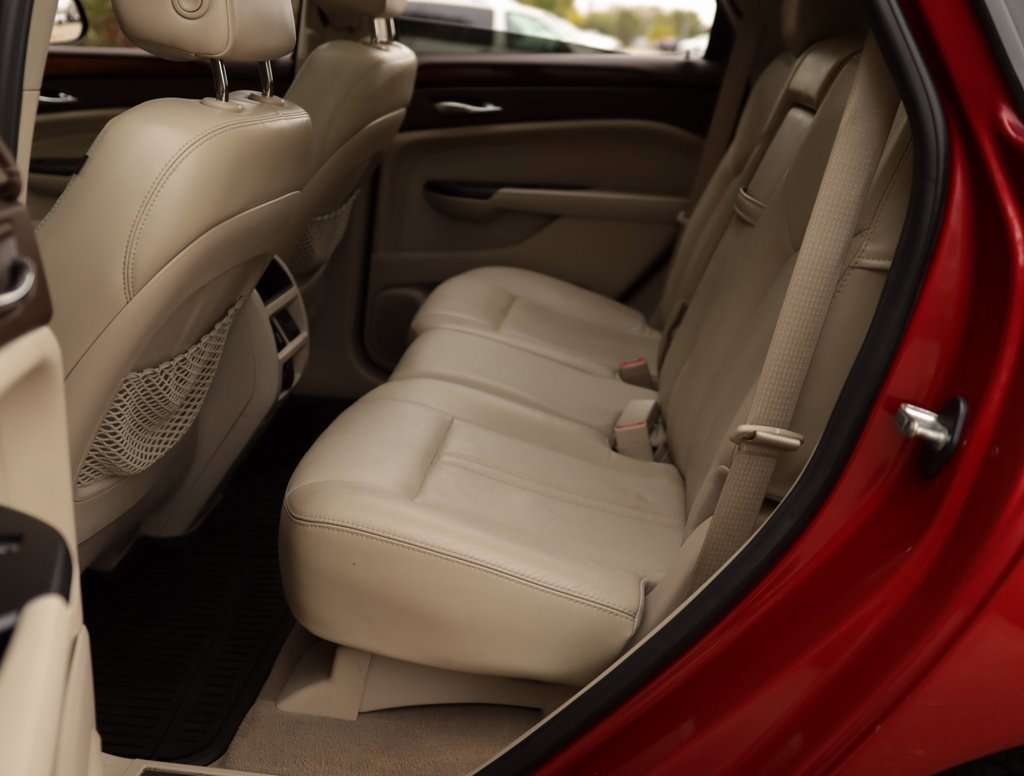 Used 2016 Cadillac SRX Luxury w/ Driver Awareness Package image 26