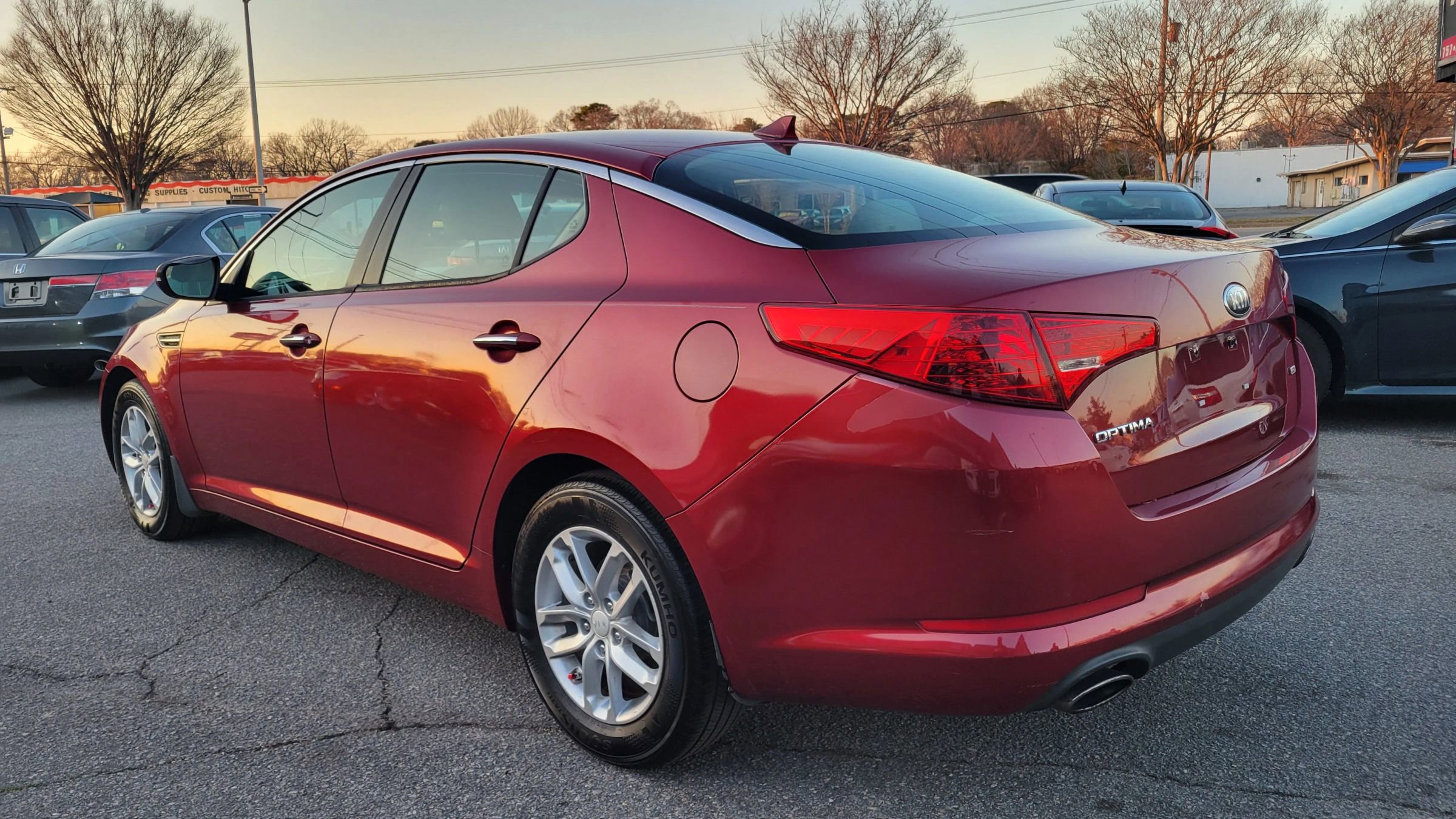 Used 2013 Kia Optima LX image 3
