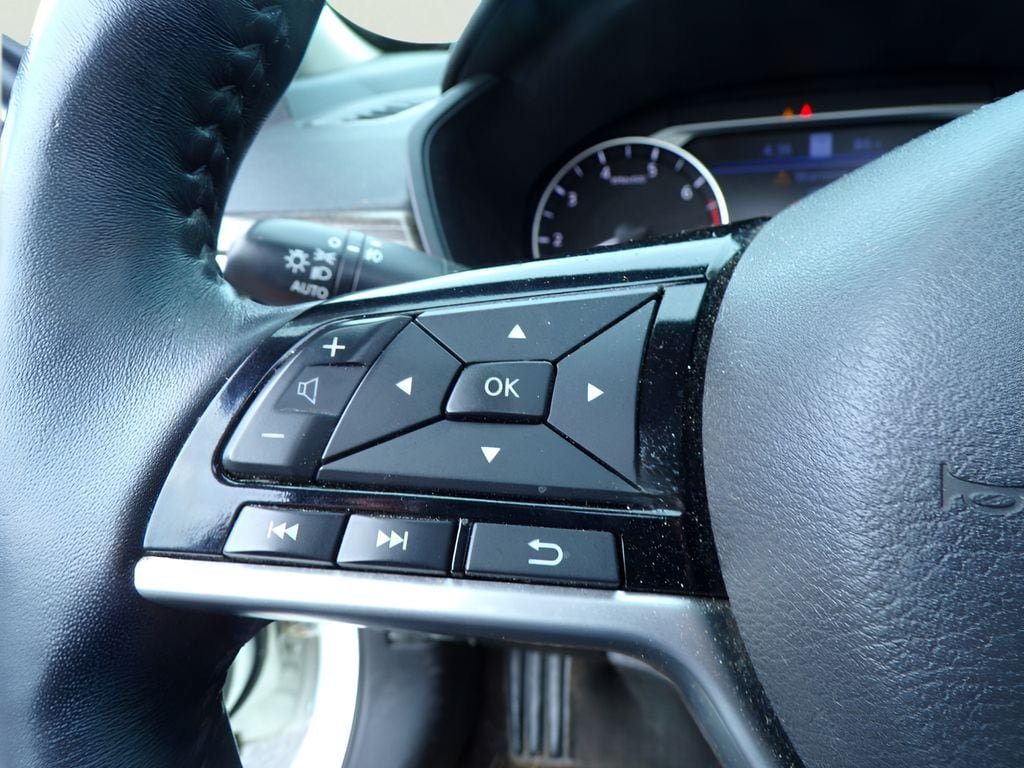 Used 2019 Nissan Altima 2.5 Platinum AWD/4WD image 22