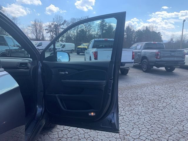 Used 2021 Honda Passport Elite image 14