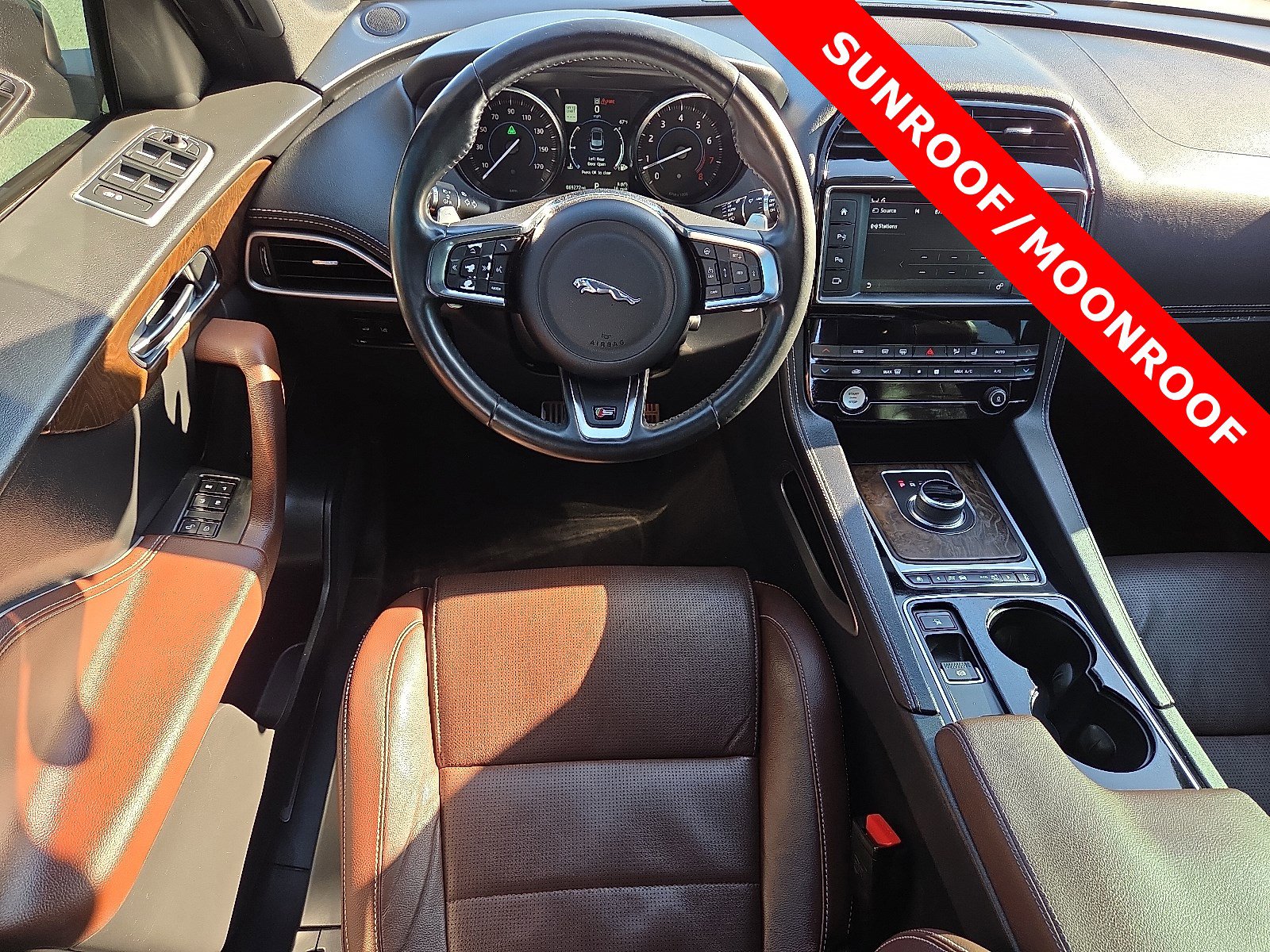 Used 2017 Jaguar F-PACE S image 12