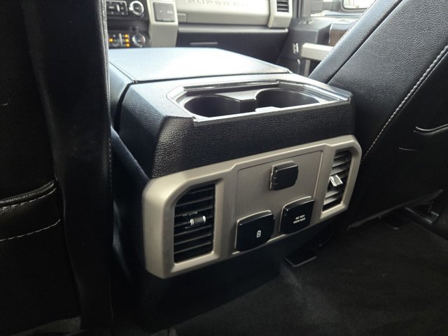 Used 2020 Ford F350 Lariat w/ Chrome Package AWD/4WD image 28