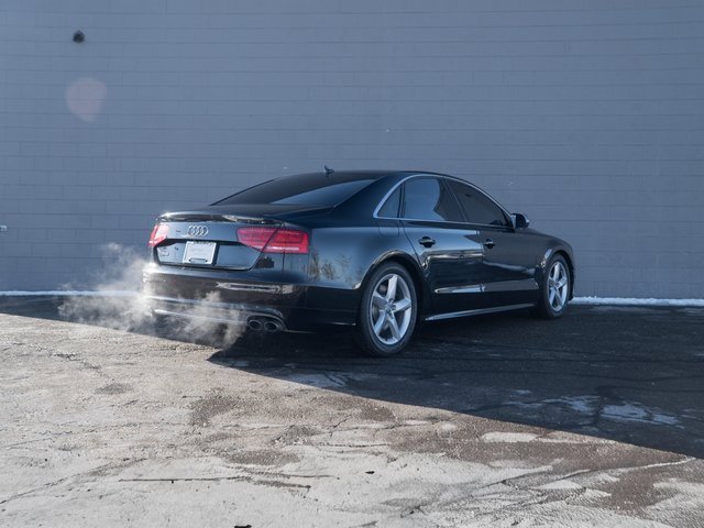 Used 2014 Audi S8 image 8