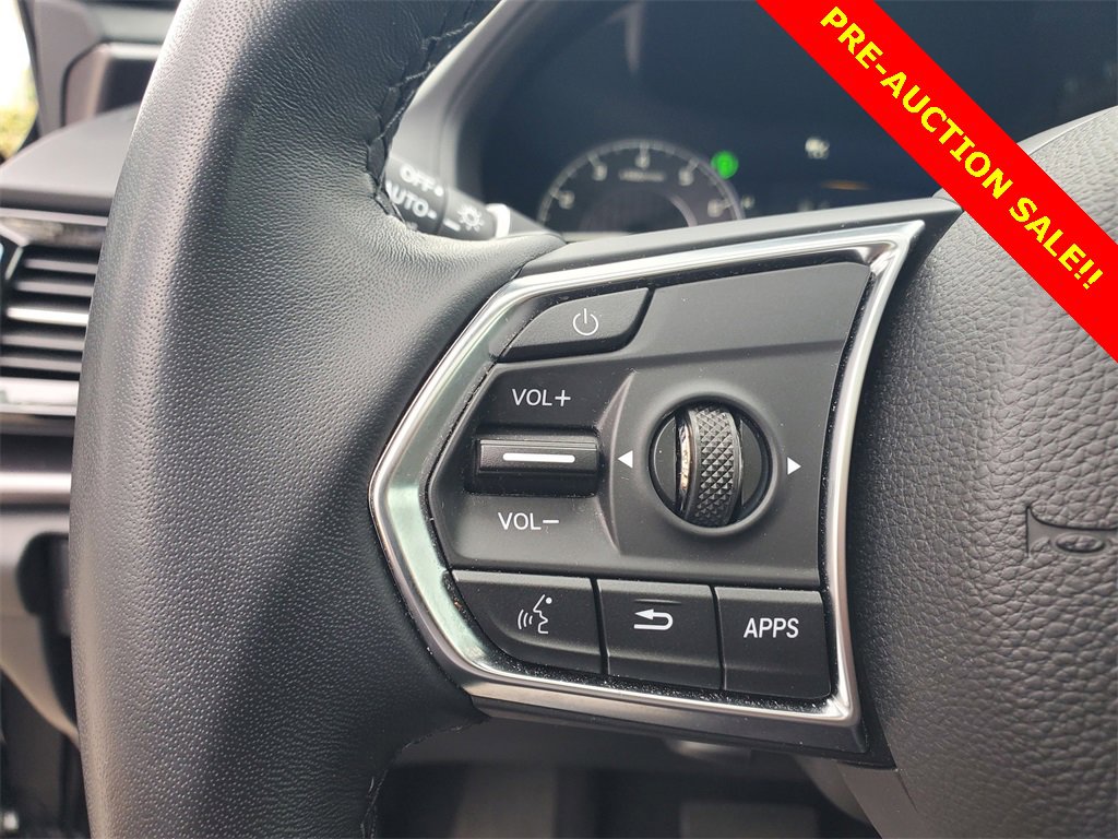 Used 2025 Acura RDX SH-AWD image 25