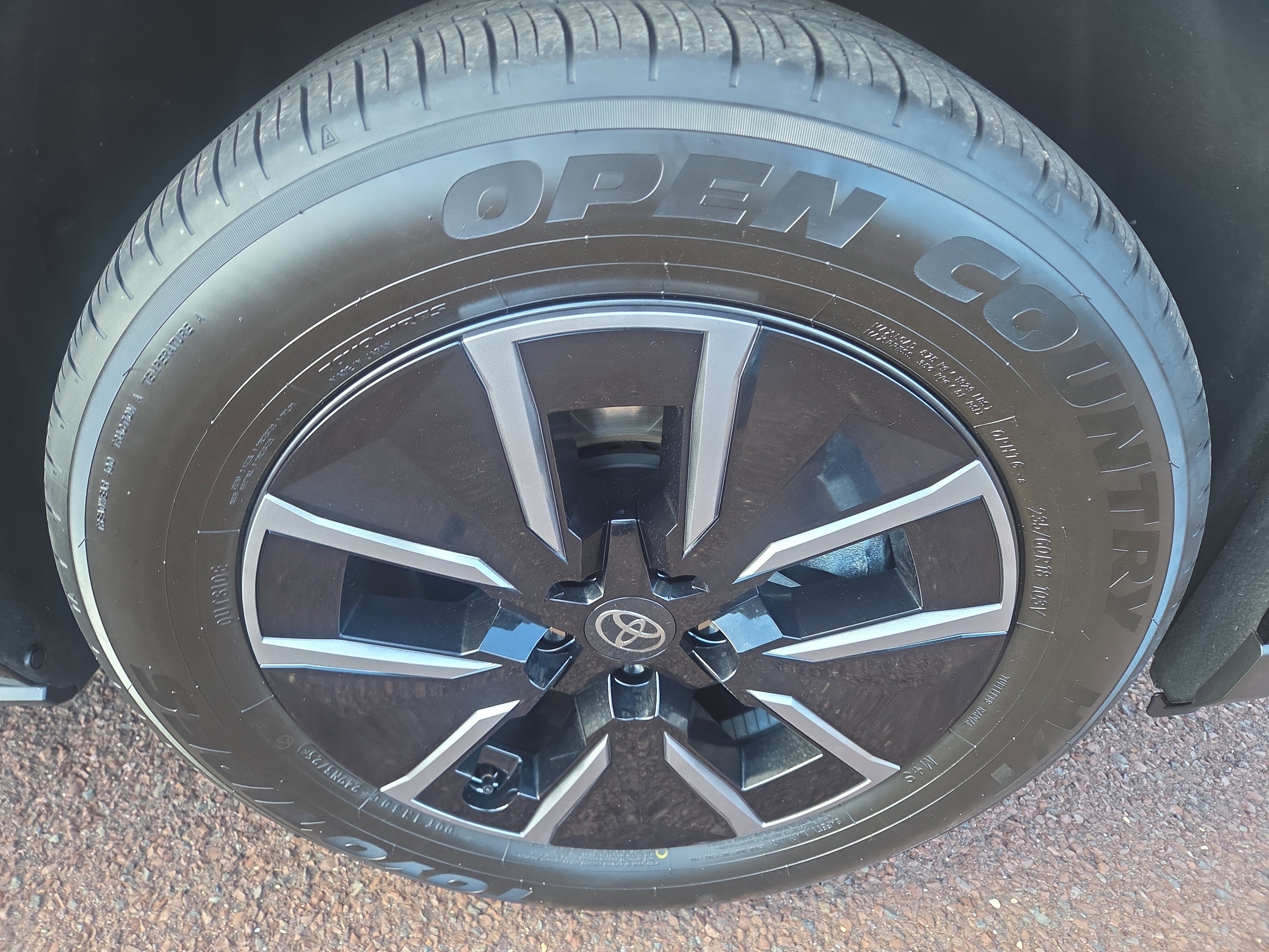 Certified 2026 Toyota bZ XLE AWD image 9