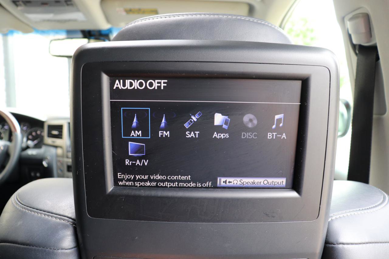 Used 2015 Lexus LX 570 4WD image 35