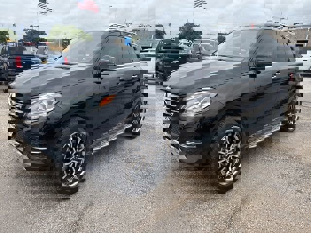Used 2018 Mercedes-Benz GLE 350 image 2