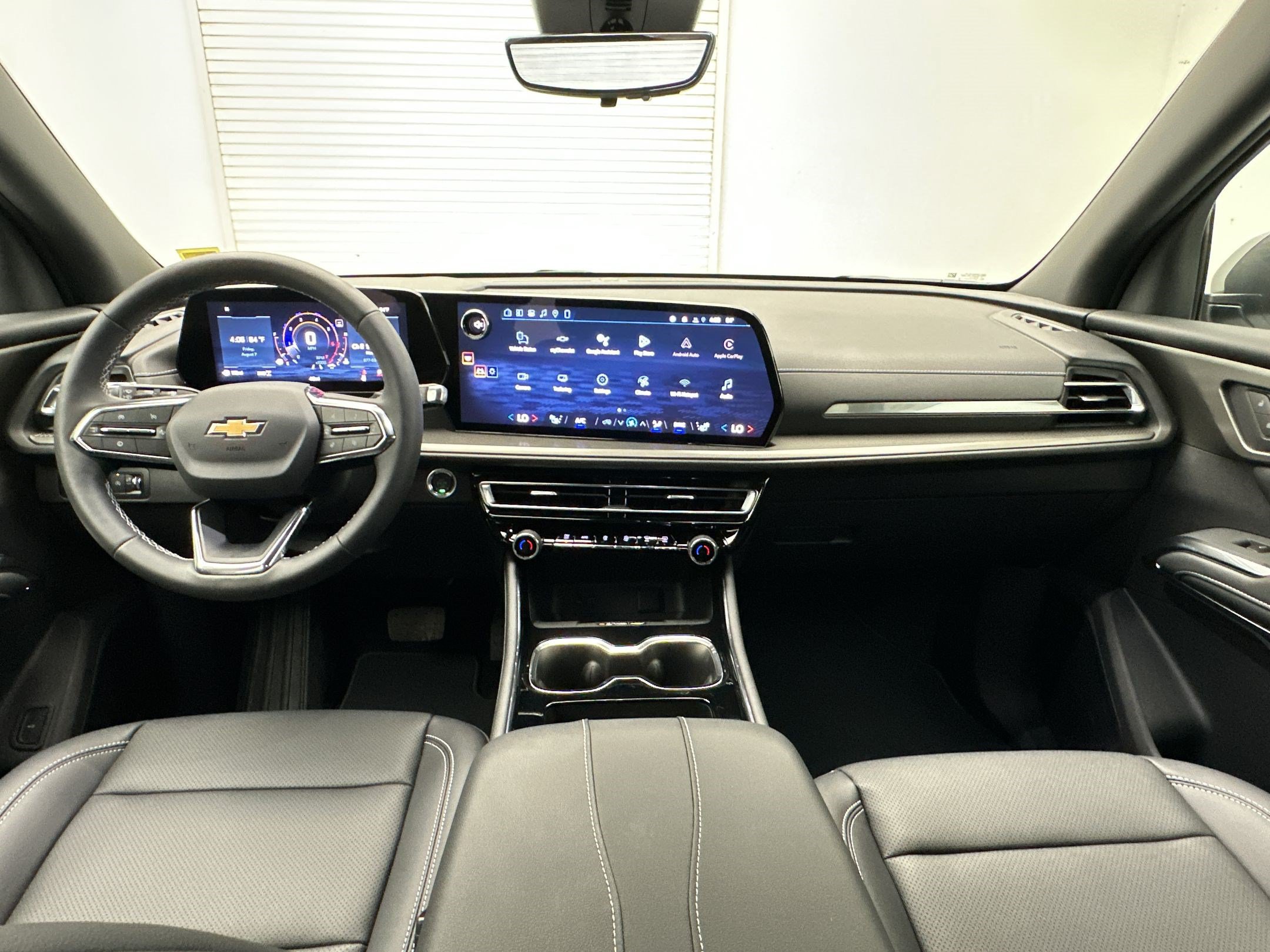 Certified 2026 Chevrolet Traverse LT w/ Driver Confidence Package AWD/4WD image 16