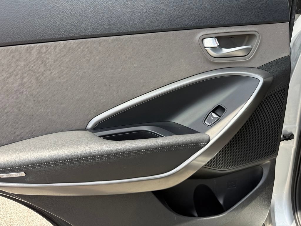 Used 2018 Hyundai Santa Fe Sport w/ 2.4L Value Package 02 FWD image 34