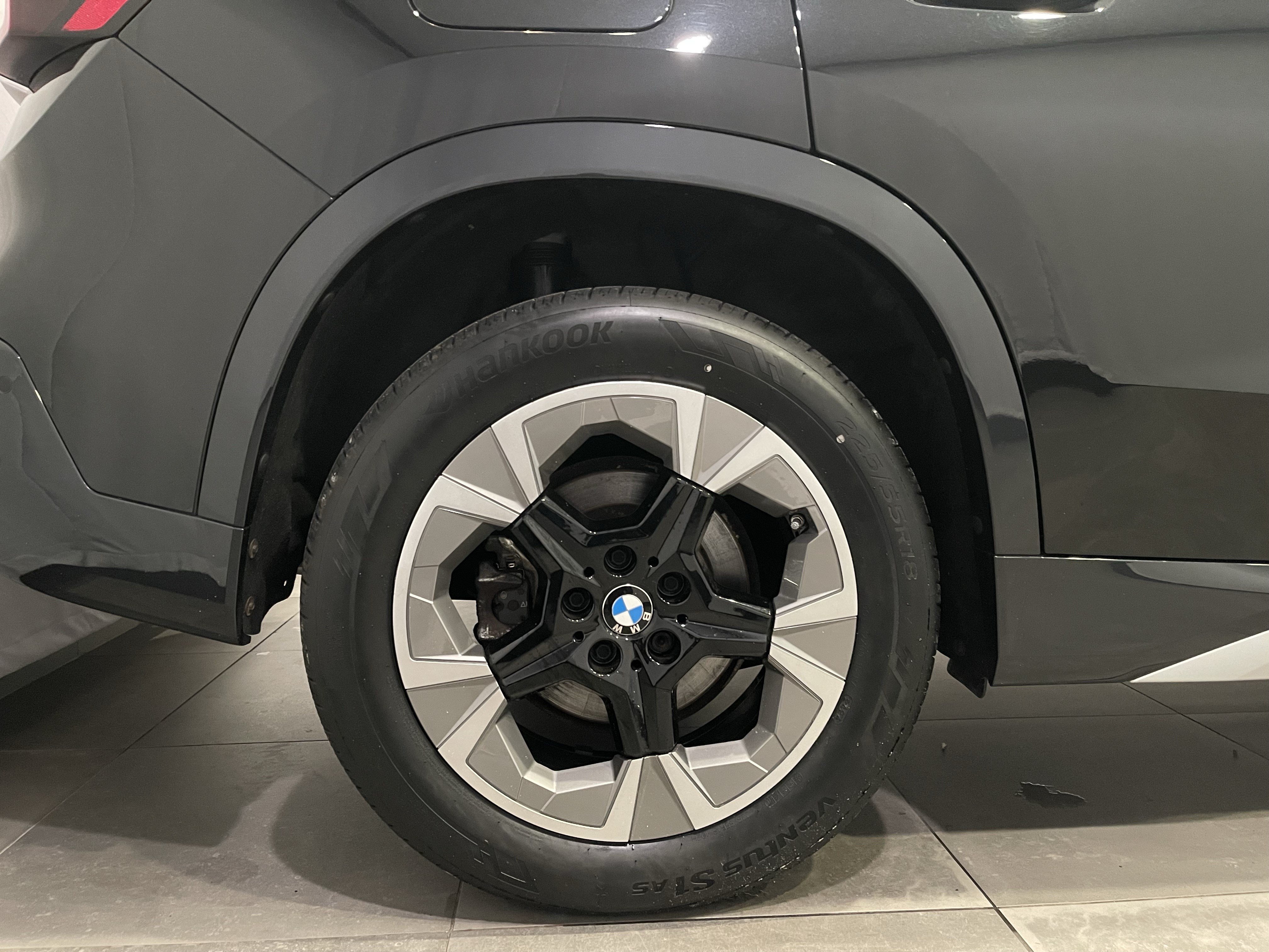 Certified 2023 BMW X1 xDrive28i w/ Convenience Package AWD/4WD image 9