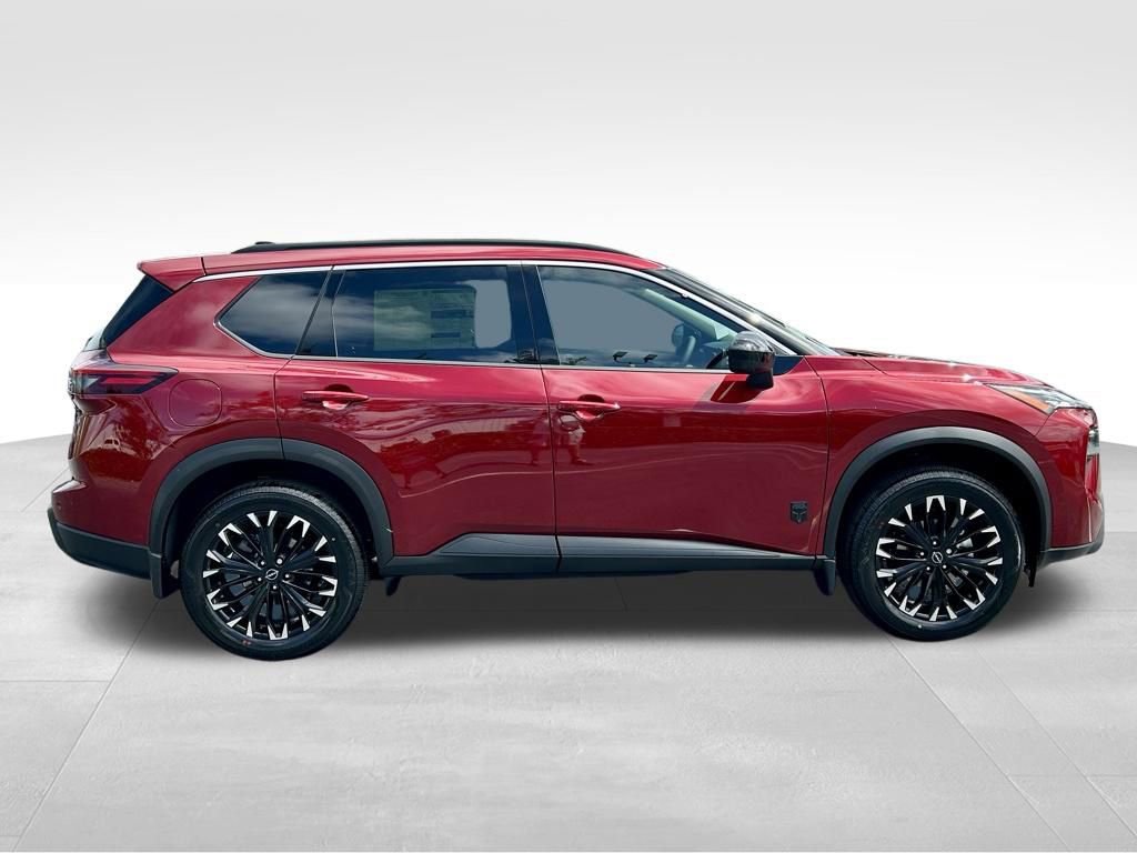 Used 2026 Nissan Rogue SV FWD image 4