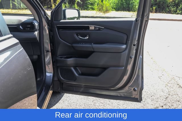 Used 2025 Honda Pilot EX-L image 17