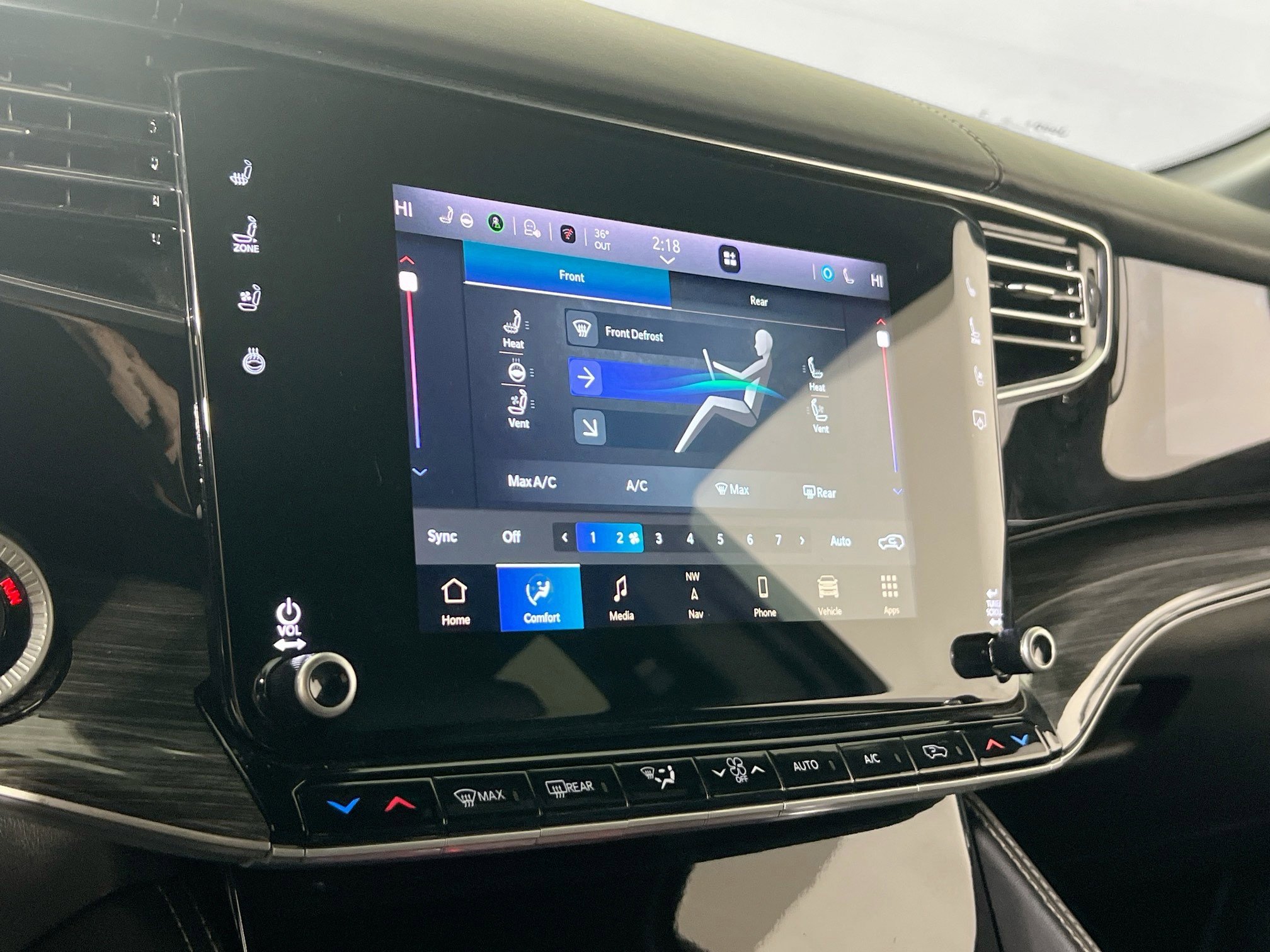 Used 2022 Jeep Wagoneer Series III w/ Convenience Group I image 16