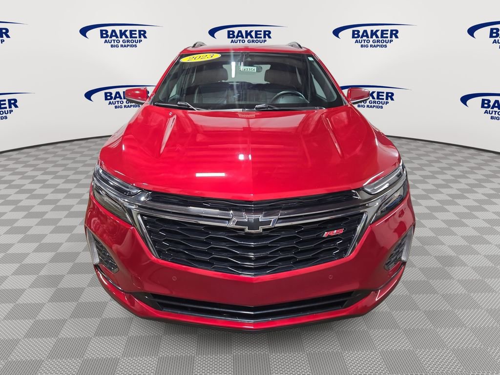 Used 2023 Chevrolet Equinox RS w/ RS Leather Package AWD/4WD image 2