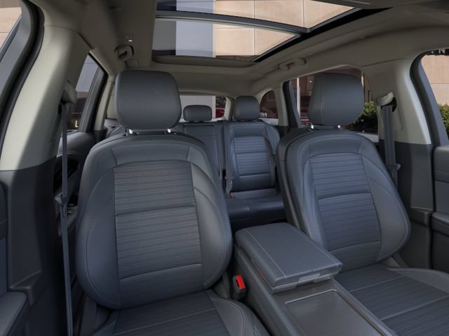 New 2024 Lincoln Nautilus Reserve w/ Equipment Group 202A AWD/4WD image 10