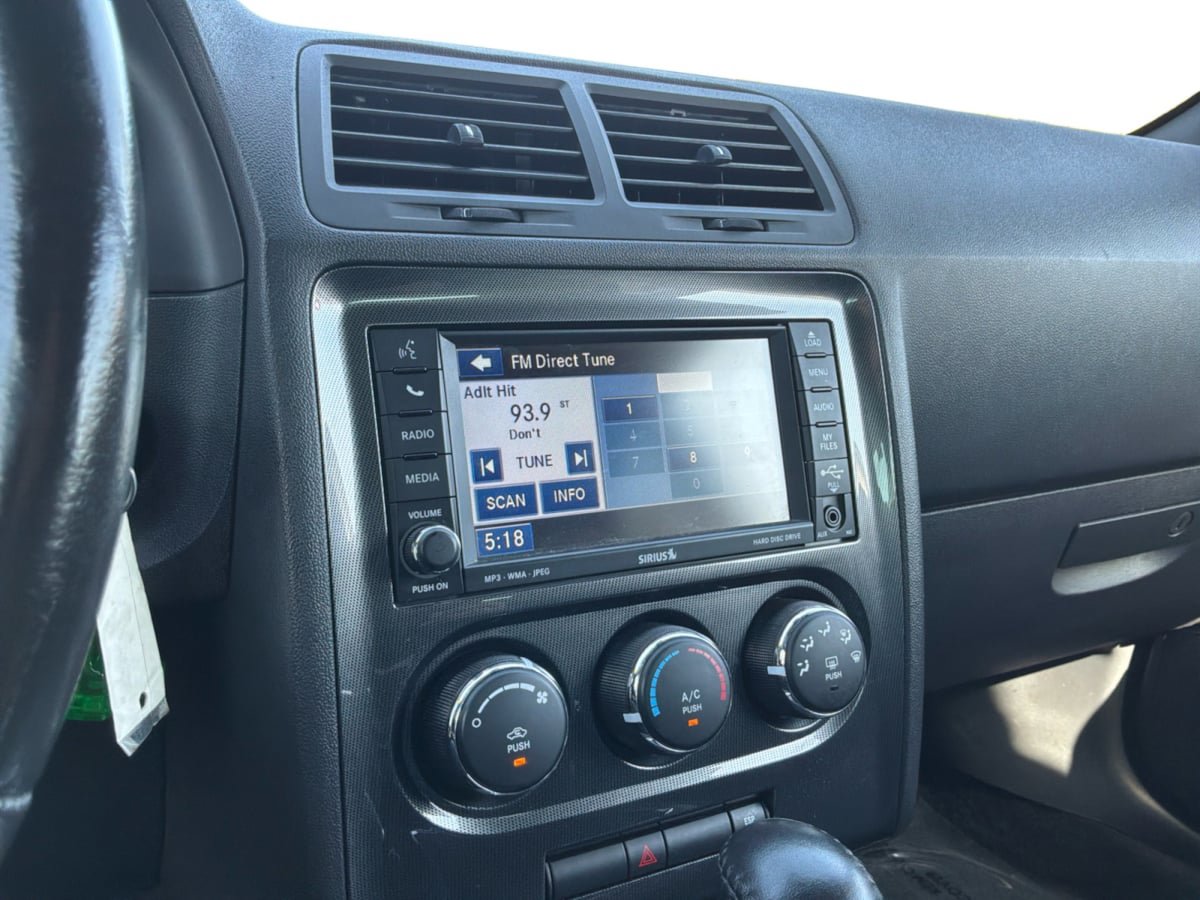 Used 2010 Dodge Challenger R/T w/ Sound Group RWD image 13