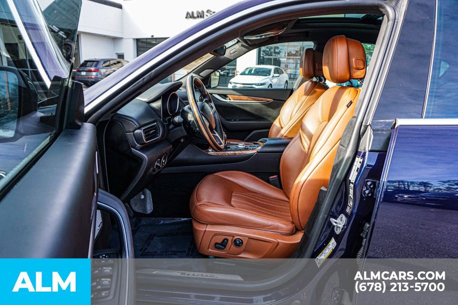 Used 2018 Maserati Levante GranLusso image 21