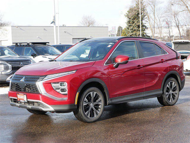 Used 2022 Mitsubishi Eclipse Cross SE image 3
